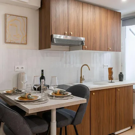 For 4 People Near Montparnasse *